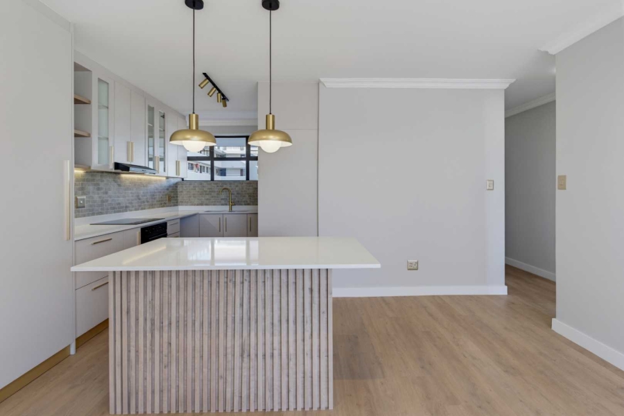 2 Bedroom Property for Sale in Green Point Western Cape